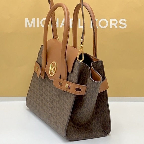 MICHAEL KORS
Carmen Medium Color-Block Logo Satchel color Brown signatur… - Picture 6 of 16